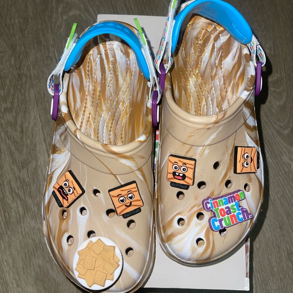 BRAND NEW 100% AUTHENTIC Cinnamon Toast Crunch CROCS